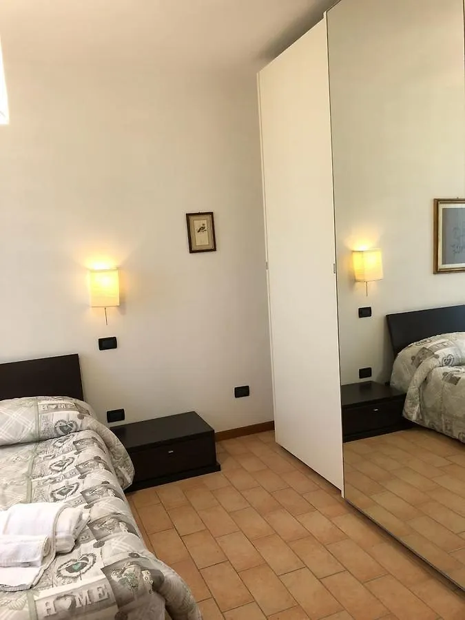 8380 Miracolle Bed and Breakfast Poggio Murella 0*,  Italien